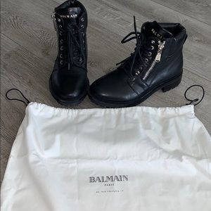 Balmain combat boots <final reduction>